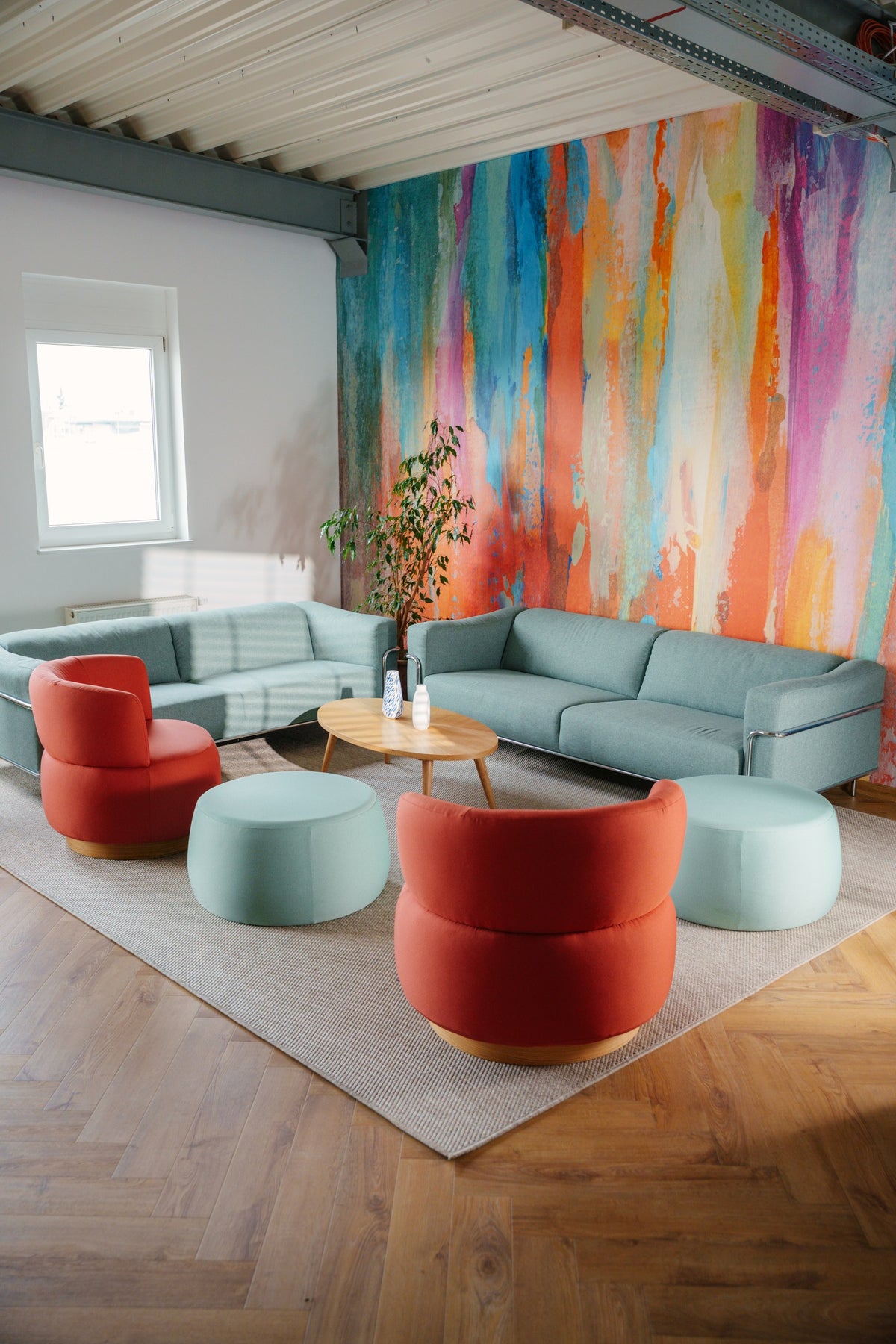 Lounge · Sofa, Sessel und Poufs